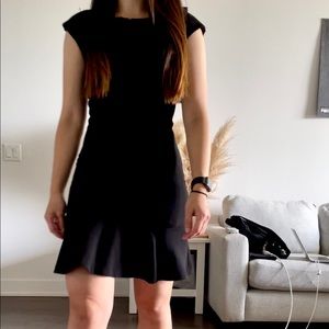 Club Monaco black dress US 2 with flounce hem